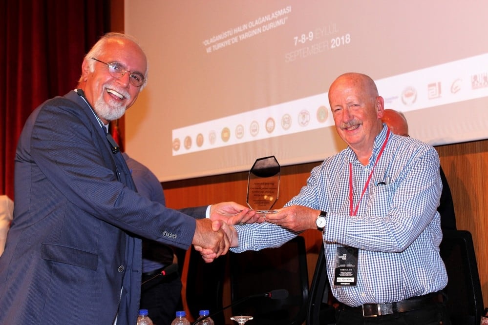 Uluslararası Konferans: ‘Ayın Karanlık Yüzü’ - 172