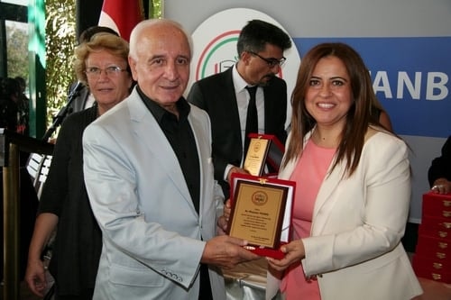 Staj Eğitim Merkezi Eğitmenleri Plaketle Ödüllendirildi

 - 111