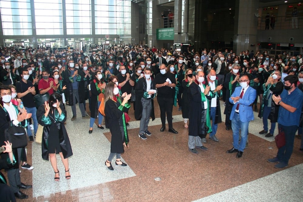 İstanbul Barosu Avukatları Destek Nöbetinde… - 40