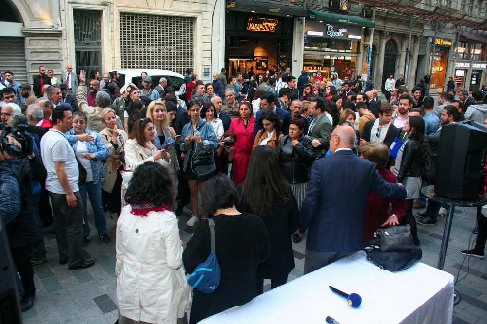 Demokrasi ve Dayanışma Nöbeti Devam Ediyor - 4