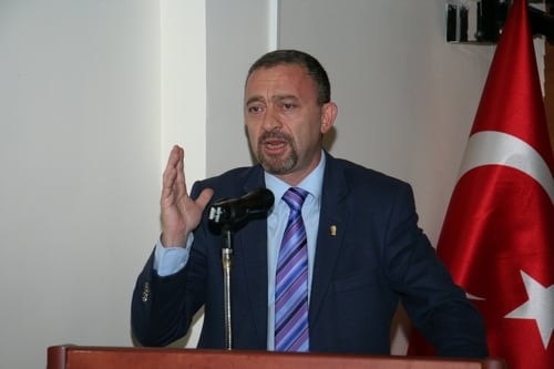 Baro Yönetiminden Ayrılanlara Anı Plaketi Verildi  

 - 18