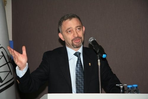 Medya Ve Hukuk

 - 12