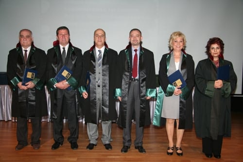 Mesleklerinde 25, 30, 35 Yılını Dolduran Toplam 693 Meslektaşımıza Plaket Verildi
 - 28