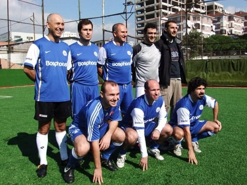 Halısaha Turnuvası Başladı

 - 1