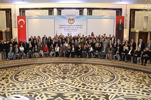 Meslekte 40, 50 Ve 60 Yılını Dolduran Meslektaşlarımıza Plaket Verildi
