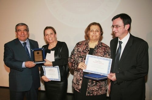 En Fazla Şiddete Sağlık Personeli Uğruyor

 - 32