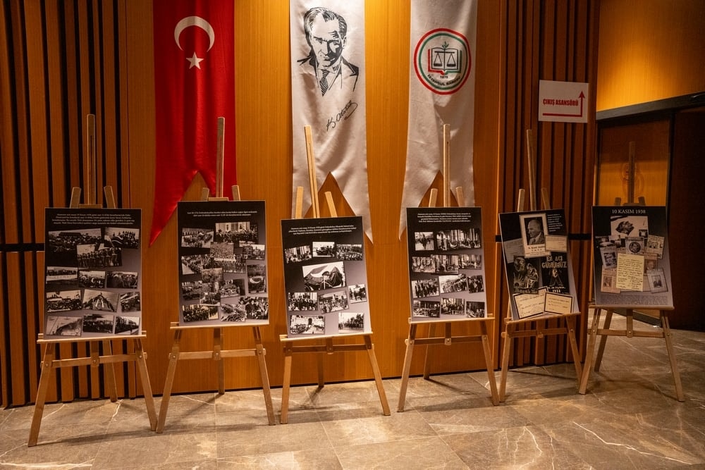 Atatürk ve Cumhuriyet - 9