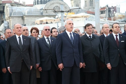 Atamızı Anıyoruz

 - 10