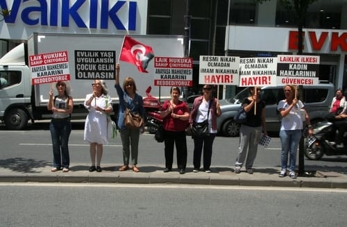 Devrim Yasamız Medeni Kanuna Sahip Çıkıyoruz Yürüyüşü - 92