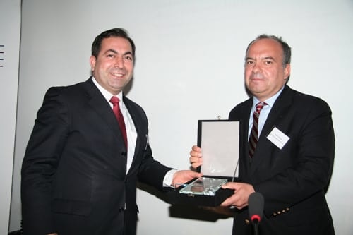 Sosyal Ağlar Ve İnternet Özgürlükçü Anlayışla Düzenlenmeli
 - 39