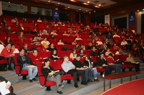 “Kadın Hakları Ve Aile İçi Şiddet” Konulu Eğitim Seminerleri

 - 24