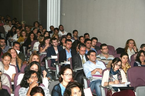 Kadın Hakları Ve Aile İçi Şiddet Konulu Sertifika Programı Devam Ediyor

 - 4