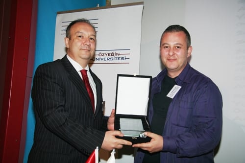 Sosyal Ağlar Ve İnternet Özgürlükçü Anlayışla Düzenlenmeli
 - 30