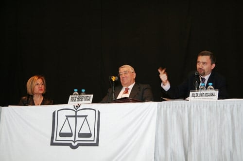 131. Yıl Etkinlikleri : Yeni Cmk Uygulamaları Ve Adil Yargılanma Hakkı
 - 35