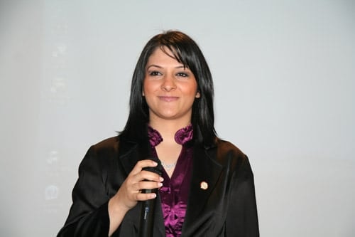 Engellerini Aştılar - 4