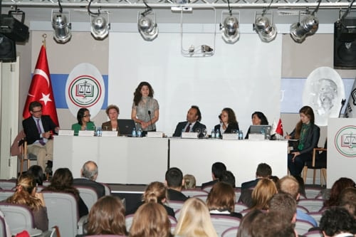 Sosyal Paylaşım Ağları Ve İnternet Korsanlığı
 - 24