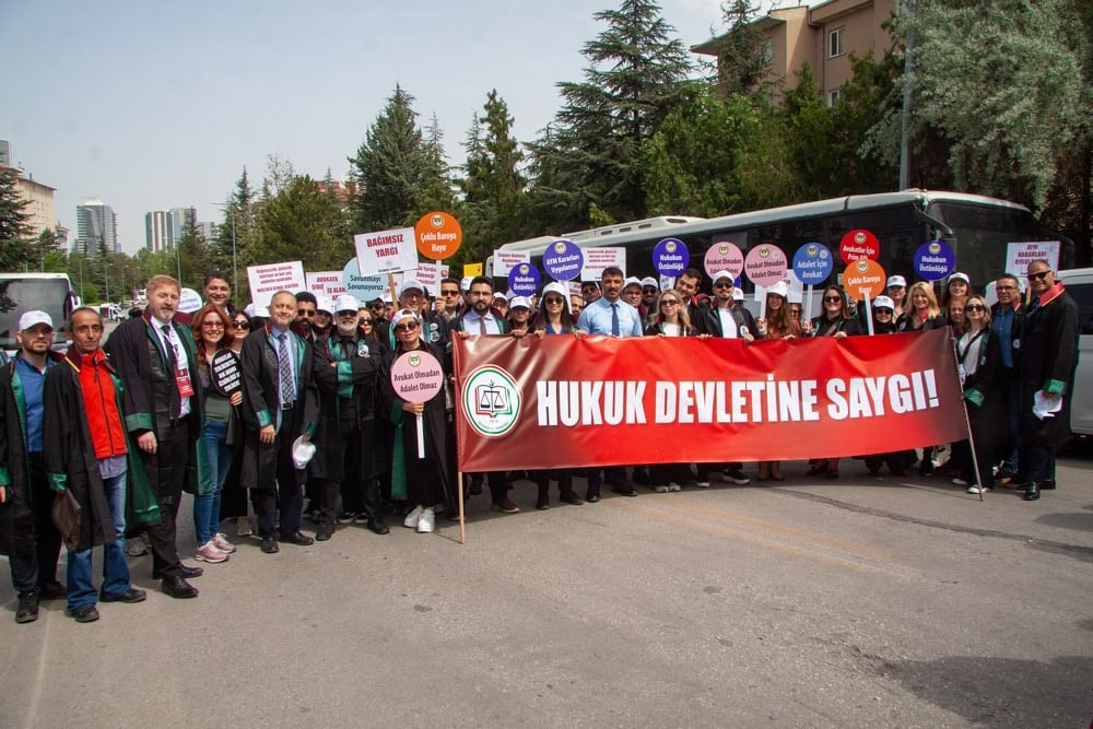 Binlerce Meslektaşımızla “Avukat İçin de Adalet” İçin Ankara’da Bir Araya Geldik - 31