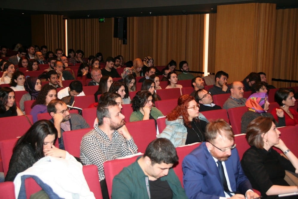 Sağlık Teknolojileri ve Hukuk Konferansı - 72