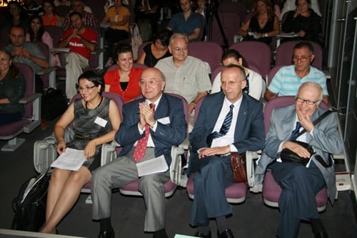 Hukuk Ve Tıp Mensupları Arasında Ortak Dil
 - 38