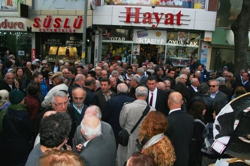 Örnek İnsan Av. Ekrem Erdal Üner’İ Son Yolculuğuna Uğurladık
 - 31