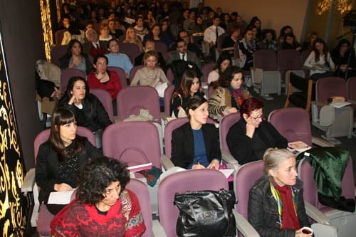 Kadın Hakları Ve Aile İçi Şiddet Semineri Devam Ediyor

 - 79