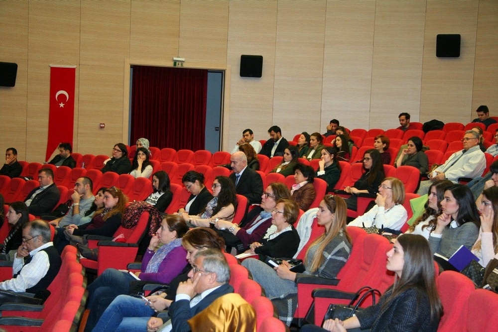 Kadın Hakları ve Aile İçi Şiddet” Konulu Sertifika Programı Devam Ediyor - 6