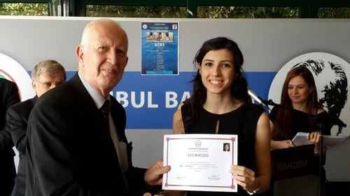 29. Dönem Hukuk İngilizcesi Ve Terminolojisi Derslerini Tamamlayanlara Katılım Belgeleri Verildi 
 - 43