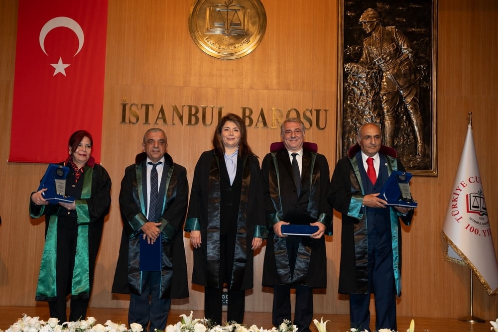 Meslekte 25, 30 ve 35 Yılını Dolduran Meslektaşlarımıza Plaket Verildi - 76