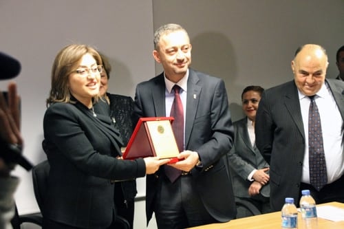 İstanbul Adliyesinde Kadın Hakları Merkezi
Ve Şiddeti Önleme Birimi Hizmete Girdi - 13