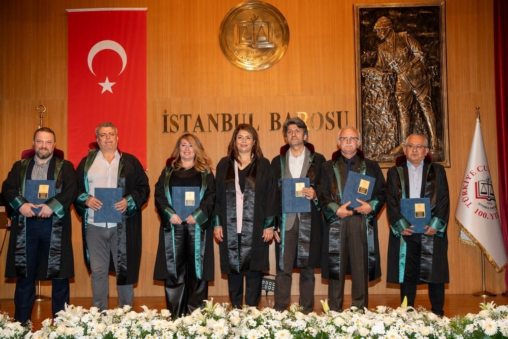 Meslekte 25, 30 ve 35 Yılını Dolduran Meslektaşlarımıza Plaket Verildi - 34