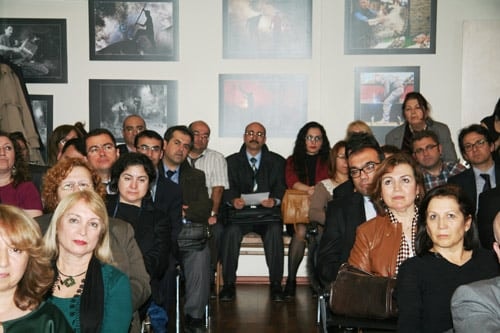 Kamu Avukatlarına Barodan Destek

 - 11