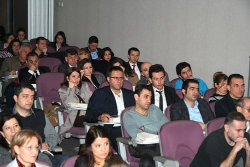 “Kadın Hakları Ve Aile İçi Şiddet” Konulu Sertifika Programı

 - 58