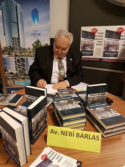 Av. Nebi Barlas Adalet Savaşçısı Kitabını İmzaladı
 - 1