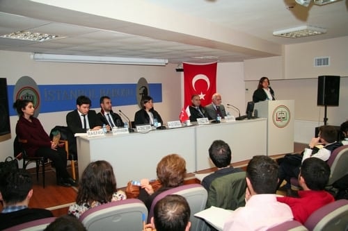 Avukatlar, Kurtçuklardan Muhteşem Kelebekler Yapmayı Becerenlerdir

 - 12