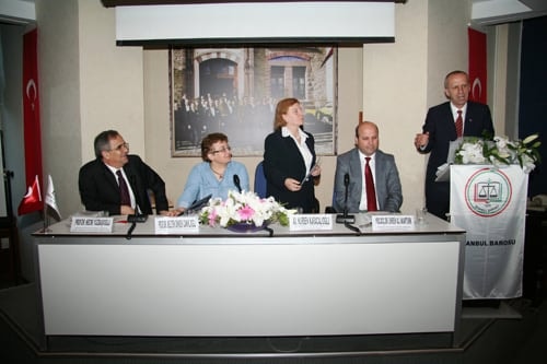 Anayasanın Değiştirilemez Maddeleri Ve Başkanlık Sistemi 
 - 26