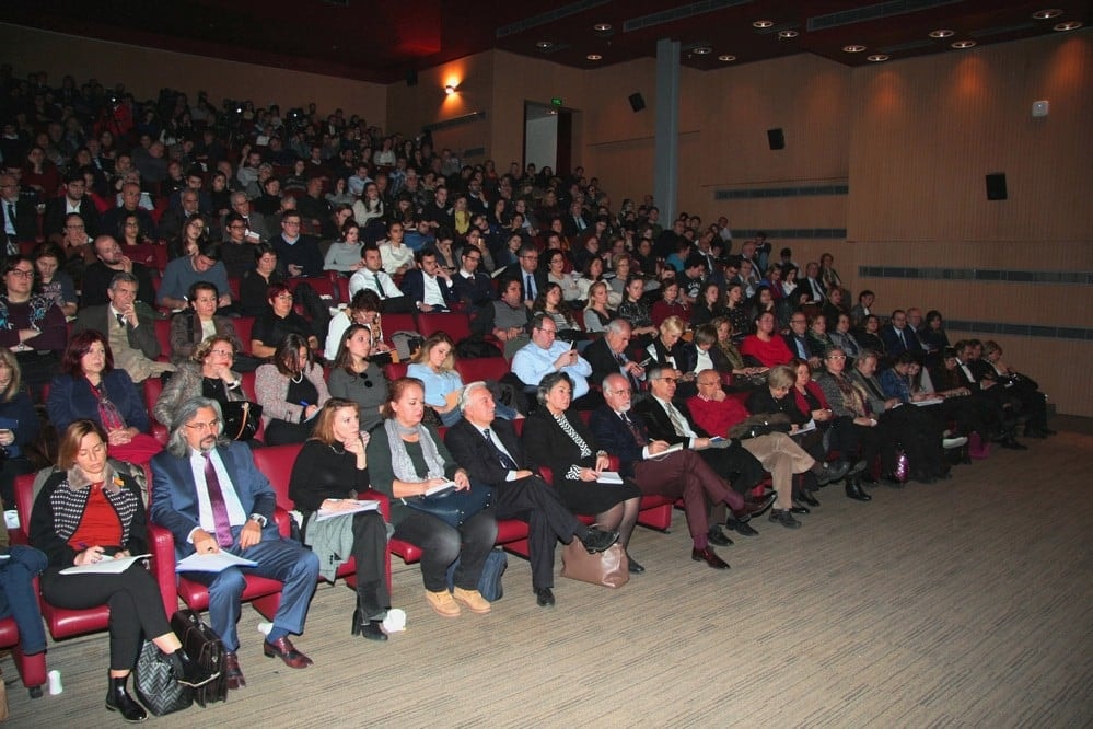 Hukuksal Gerçeklikler Bağlamında Anayasa Değişikliği - 63