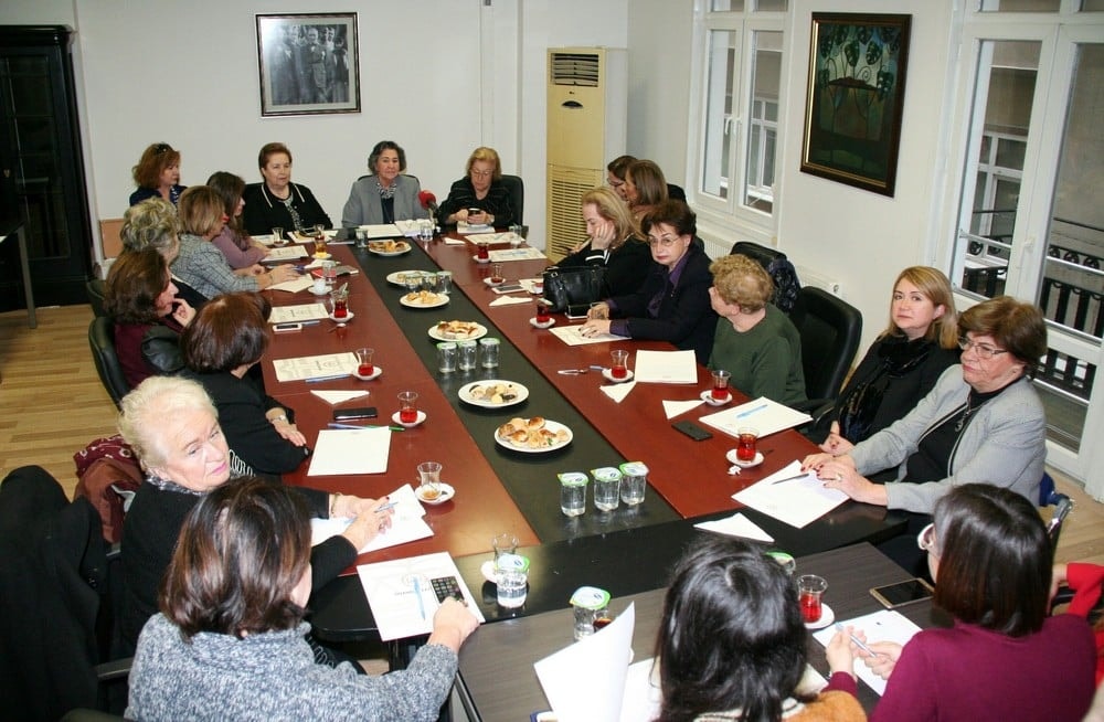 Devrim Yasamız Medeni Kanunumuza Sahip Çıkalım  - 22