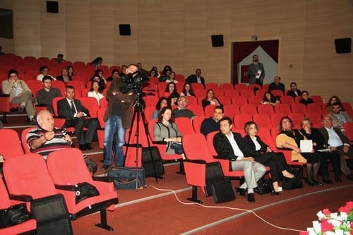 Çocuk Hapishaneleri Kapatılmalıdır

 - 17