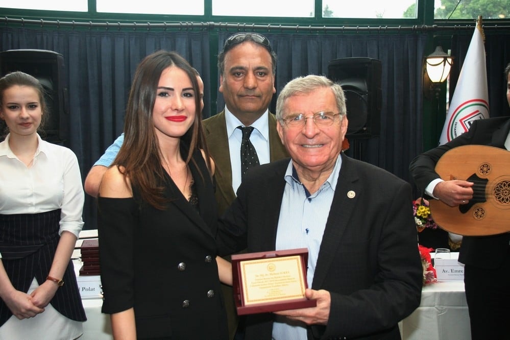 Tarihte Haksız Yargılamaların Gölgesinde Savunmanın Savunulması – II - 75