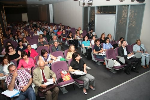 Kadın Hakları Merkezi Eğitim Semineri Yapıldı
 - 2