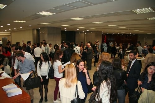 Adil Yargılamanın Teminatı Avukattır
 - 3