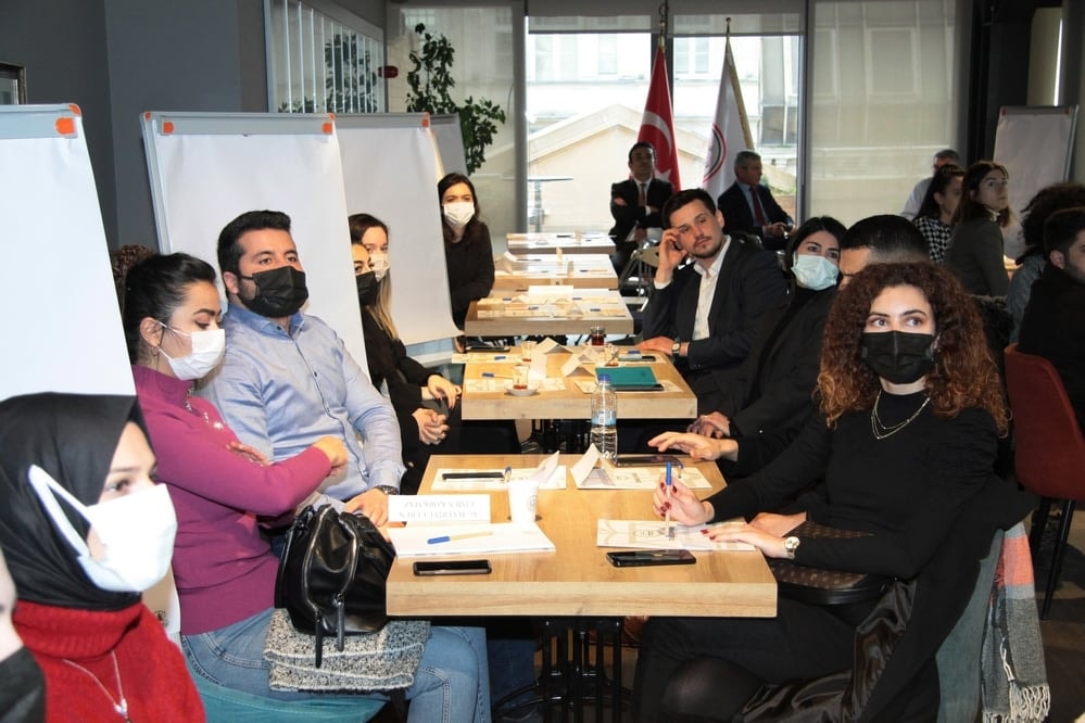 Genç Avukatlara Menti Eğitimi Verildi - 2