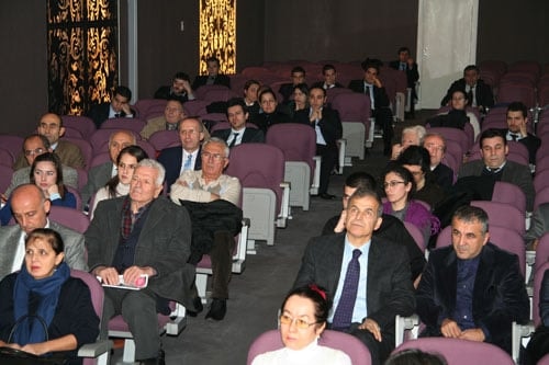 Pazartesi Forumları 
Yeni Yılda Da Devam Ediyor - 10