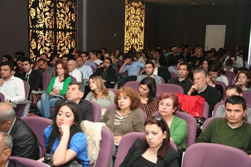 Örnek Hukukçu Av. Halit Çelenk’İ Andık - 37