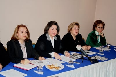 Türkiye’De Kadın Sorunlarının Çözümünde, Erkek Egemen 
Bakış Açısının Değişmesi Gerekir