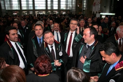 Hukuk Silah, Polis Yargı Olamaz!
 - 55