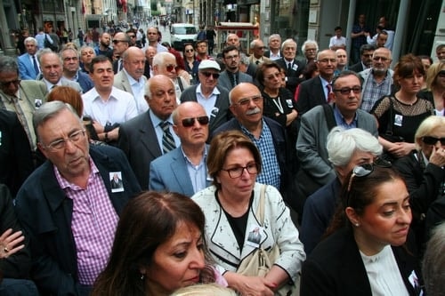 Av. Cengiz Kayıtmazer Son Yolculuğuna Uğurlandı
 - 29