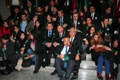 Hukuk Silah, Polis Yargı Olamaz!
 - 71