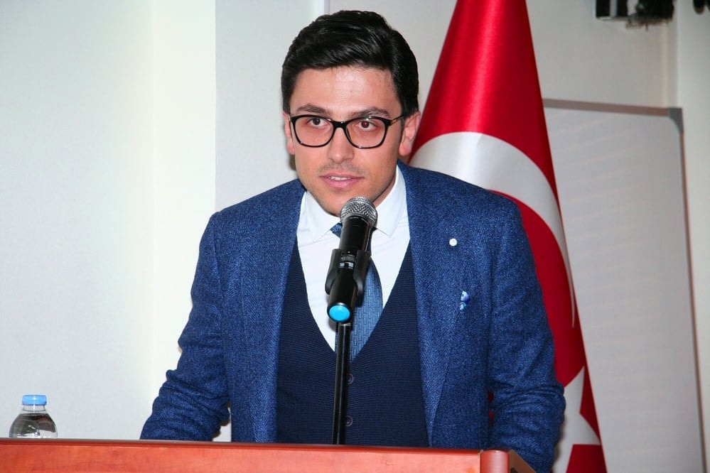 Türkiye’de Demokrasiden Uzaklaşılan Bir Zaman Dilimini Yaşıyoruz - 3