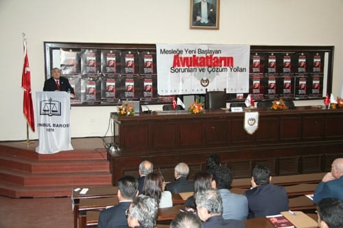 Mesleğe Yeni Başlayan Avukatların Sorunları Forumda Tartışıldı  - 18